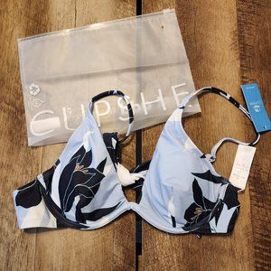 Cupshe blue flower Bikini top, NWT, size M